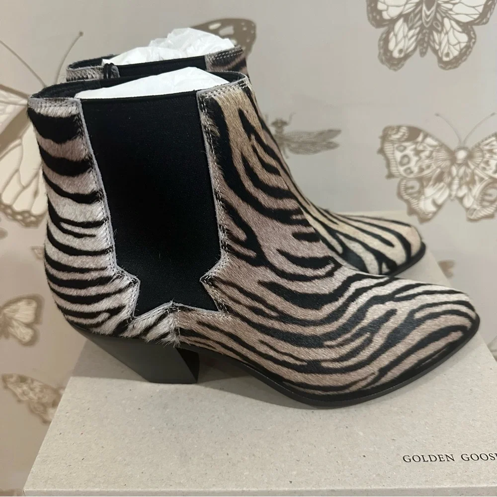 Golden Goose Boots - Picture 3 of 9